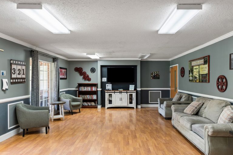 Common Area Mountain Ridge Rehabilitation and Healthcare Center